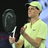 Jannik Sinner poursuit sa route à Melbourne KEYSTONE/EPA/JOEL CARRETT